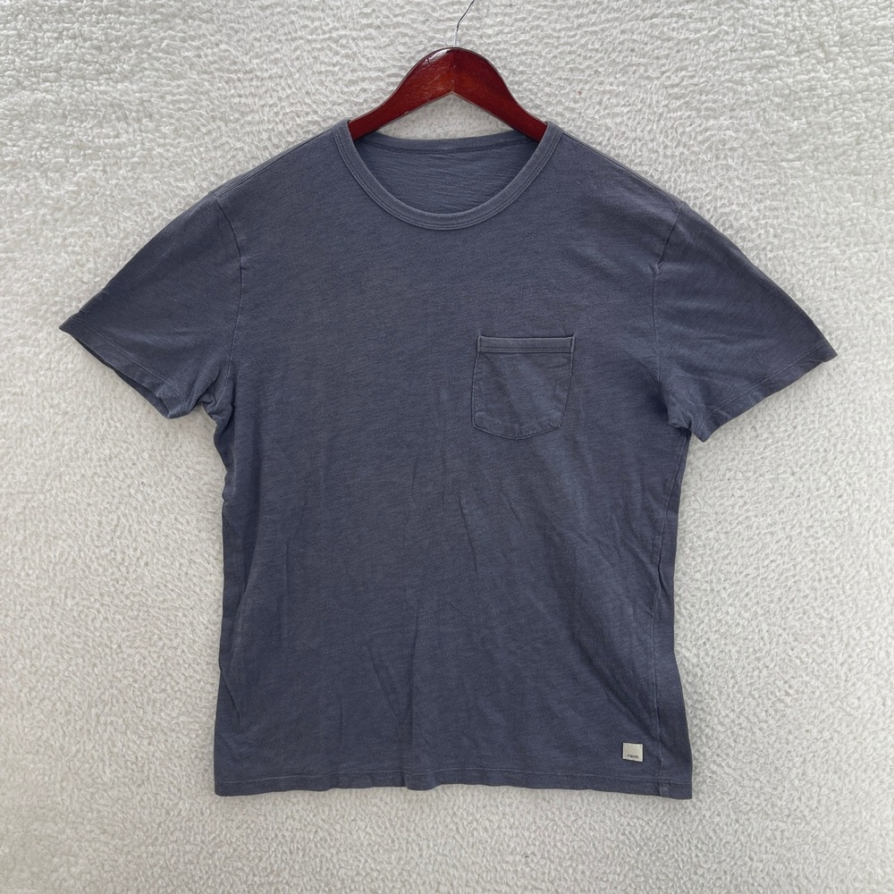 Vuori Shirt Mens Medium Gray The Rise Pocket Tee Preppy Athleisure Gym V182